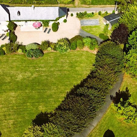 Le Domaine Des Roseraies Monfreville Exterior photo