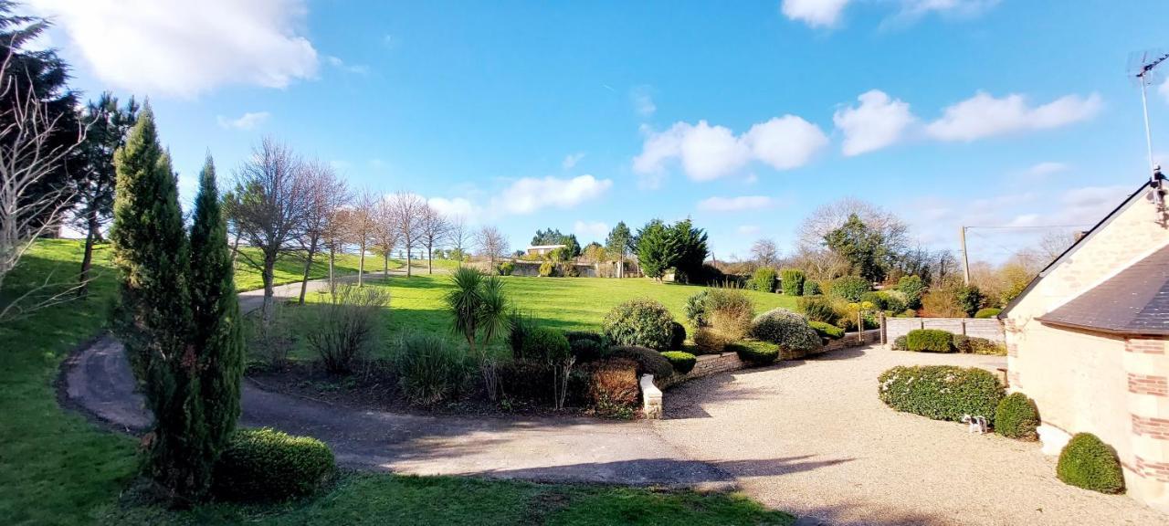 Le Domaine Des Roseraies Monfreville Exterior photo